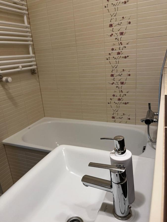 Tylna 8 Apartments Łódź Dış mekan fotoğraf